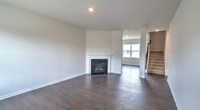 Building Photo - 362 Tolbert Dr