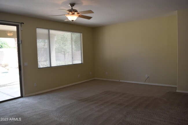 Building Photo - 3974 N 146th Ln