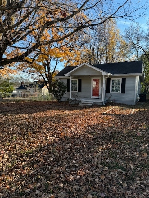 Building Photo - Adorable 2BR/1BA home in Woodbiine w/ large fenced in back yard!