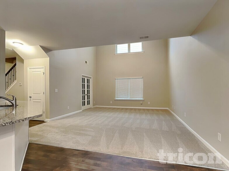 Building Photo - 143 Southwind Ln