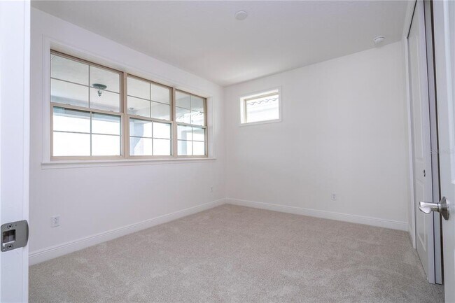 Building Photo - 13735 Larkton Ln