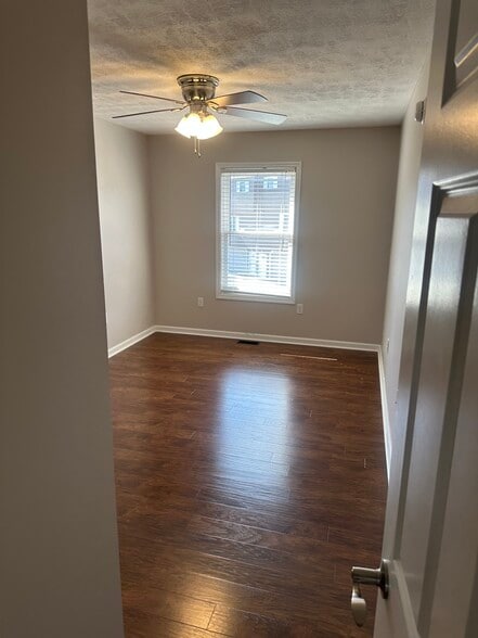 Building Photo - 109 Rystan Pl