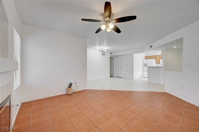 Building Photo - 4555 E Sahara Ave