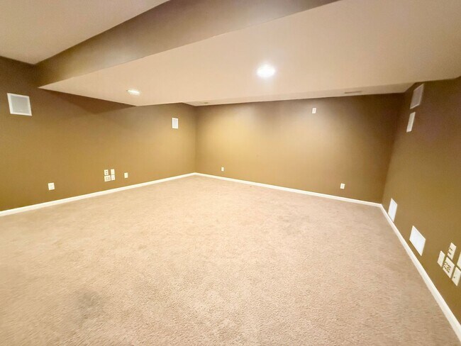 Building Photo - 3569 Silverado Trail