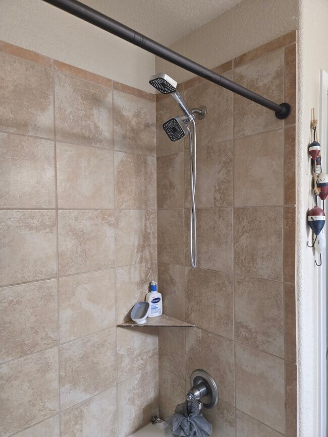 Building Photo - 3408 Lauren St