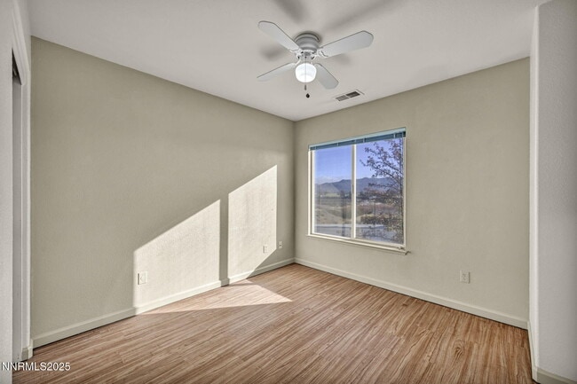 Building Photo - 9250 Lone Wolf Cir