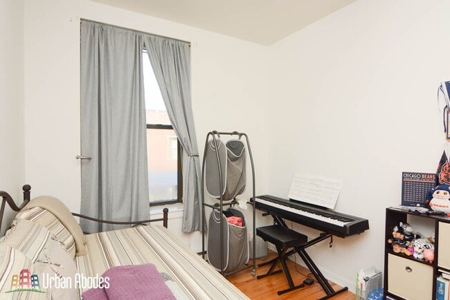 Building Photo - 3941 N Monticello Ave