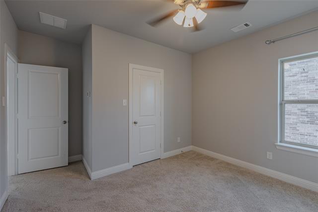 Building Photo - 829 Parkside Dr