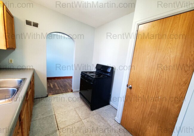 Building Photo - 500 Boston Ave