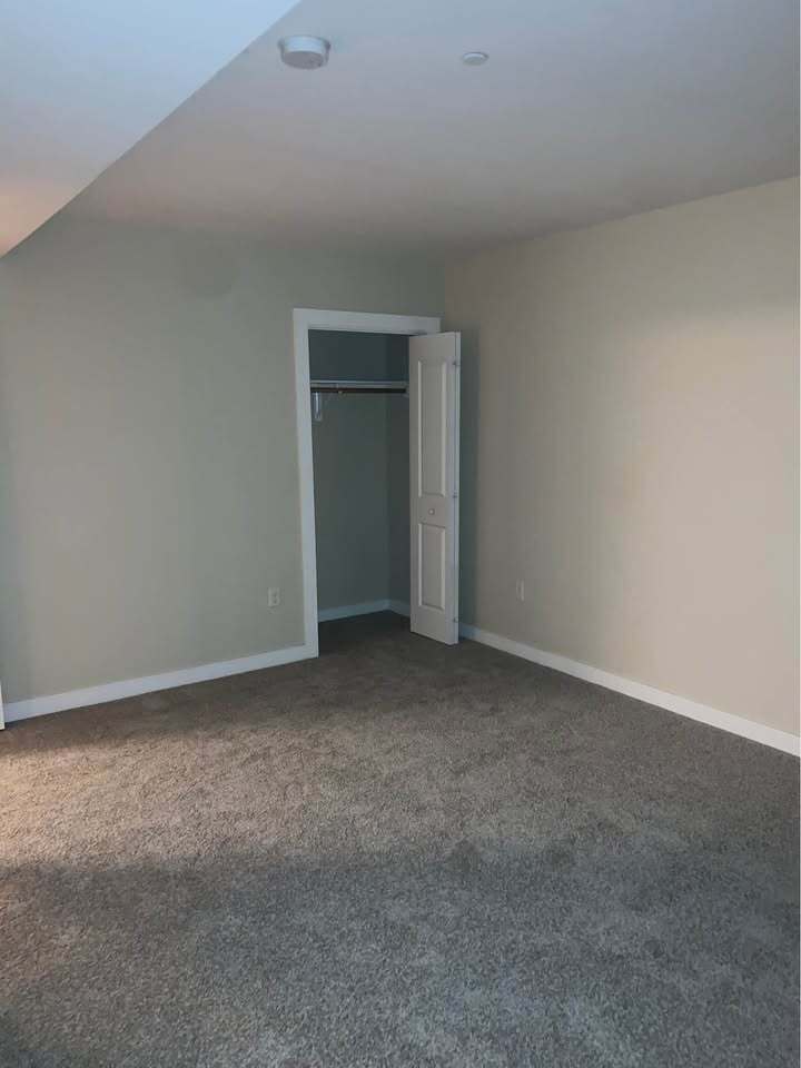 Building Photo - 30 Pond St