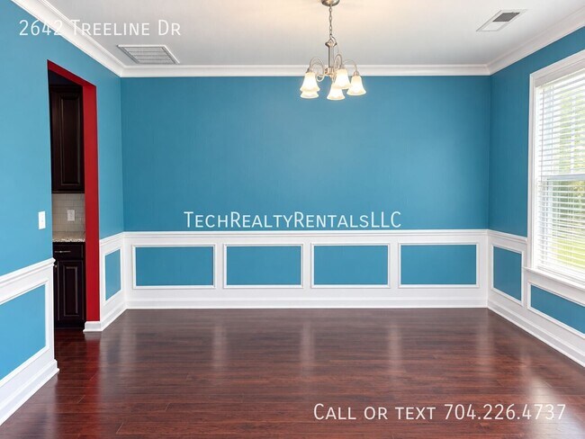 Building Photo - 2642 Treeline Dr