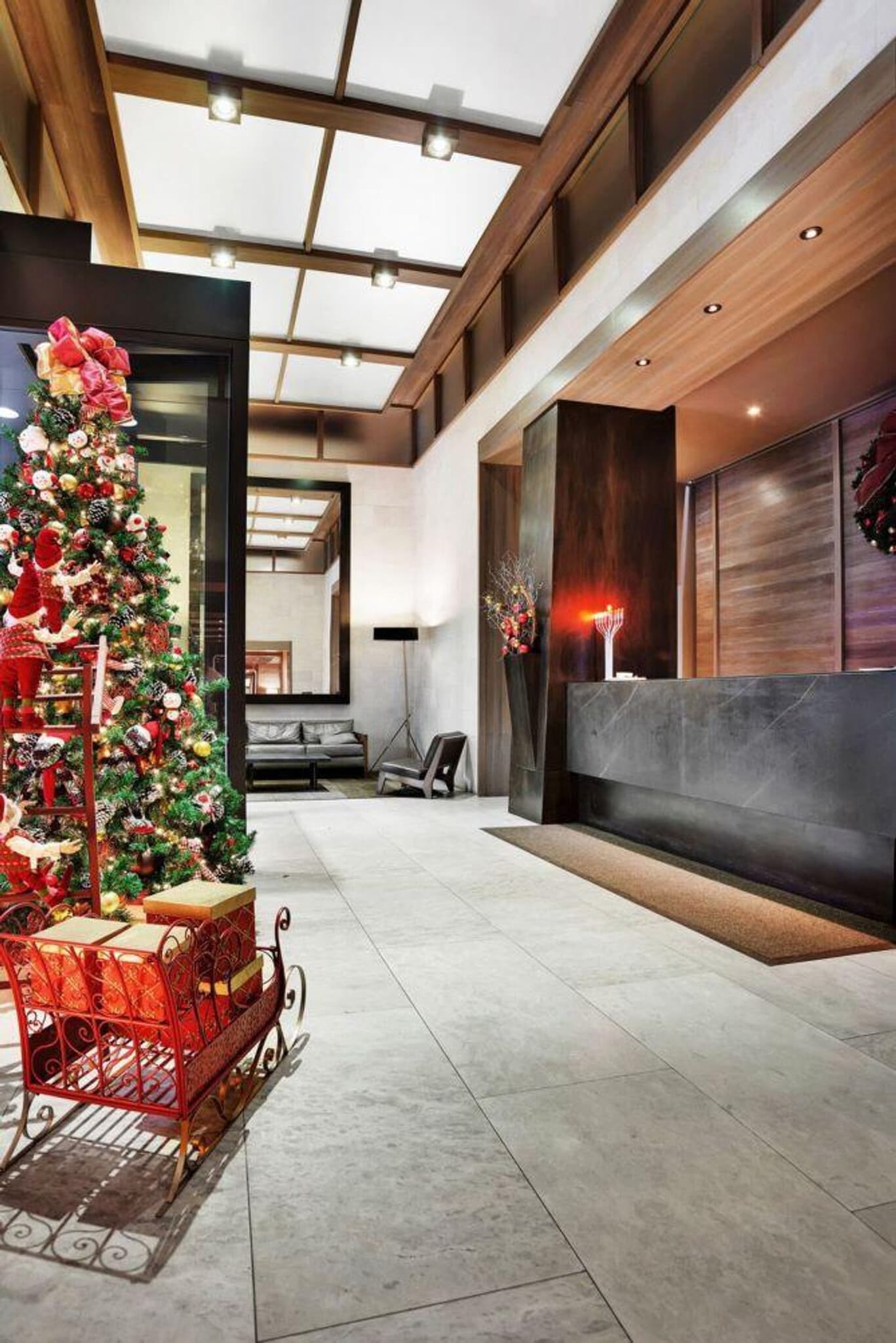 Building Photo - 225 Rector Pl