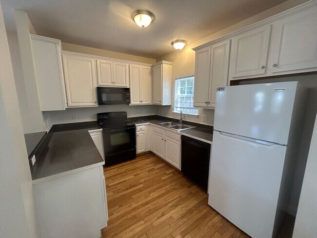 Building Photo - 168 Canal Pl Cir