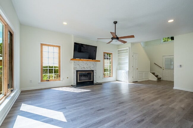 Building Photo - 11705 Bentham Ct