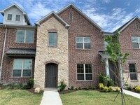 Building Photo - 5944 Ridgeline Dr