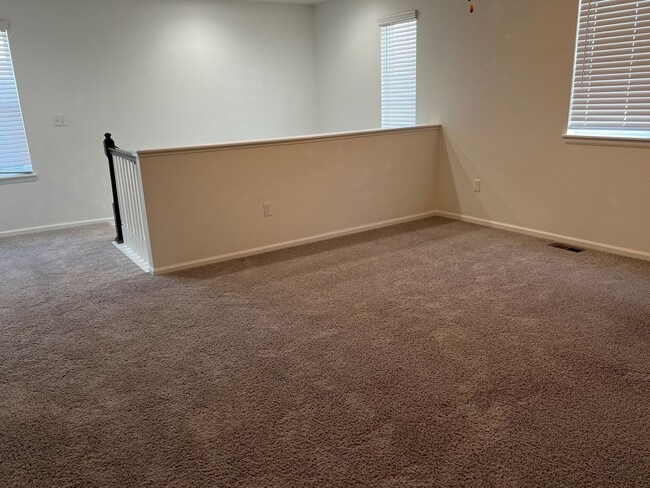 Building Photo - 3-Bedroom Home with Spacious Open Loft for...