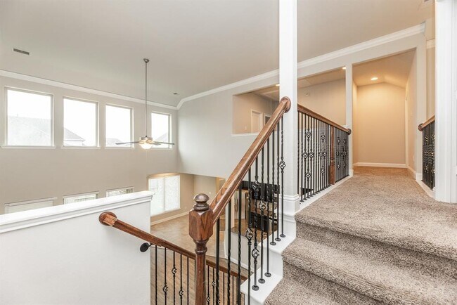Building Photo - 207 Denfield Ct