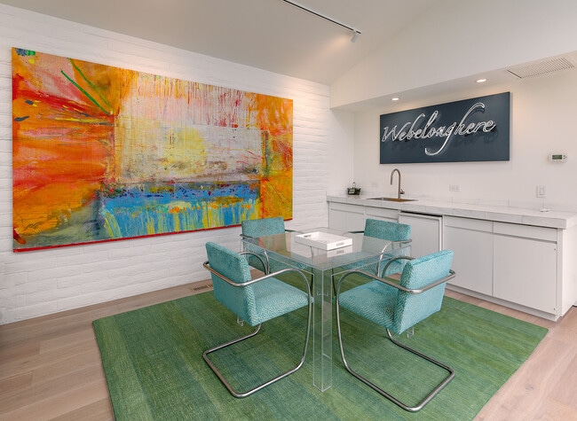 Building Photo - 1988 Inverness Ln