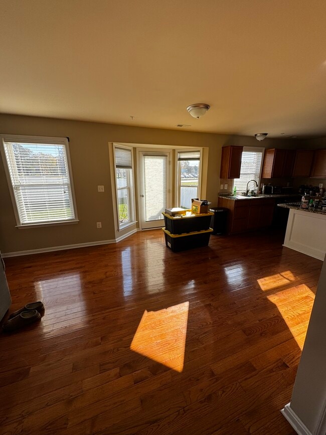 Building Photo - 22330 Douglas Ct