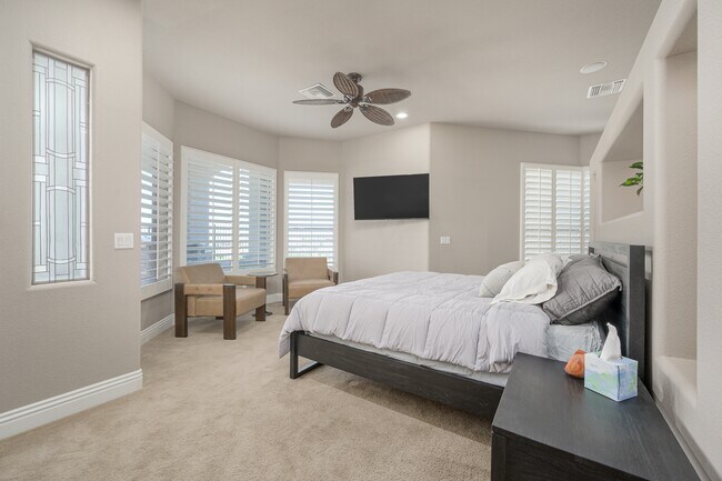 Building Photo - 1362 Pioneer Trail