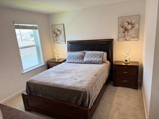 Building Photo - 5435 Shelly Lynn Dr