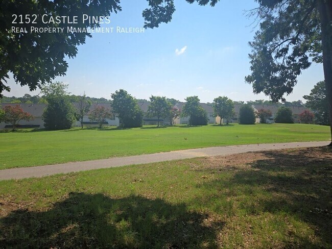 Building Photo - 2152 Castle Pines Dr