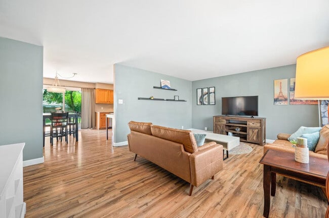 Building Photo - 2913 13th St