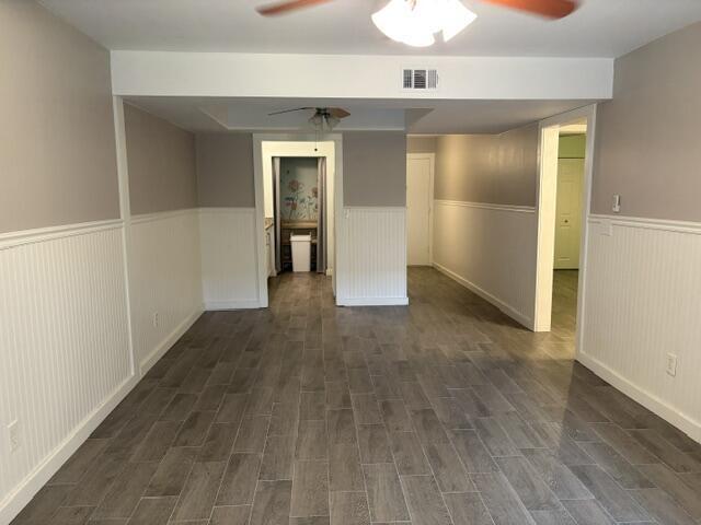 Building Photo - 209 W Miracle Strip Pkwy
