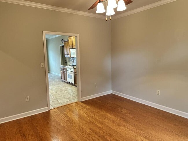 Building Photo - 105 Summertime Point