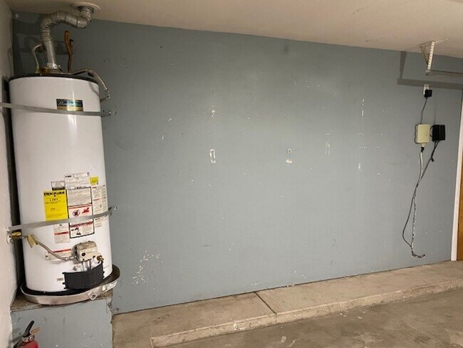 Building Photo - 3025 Starside Dr