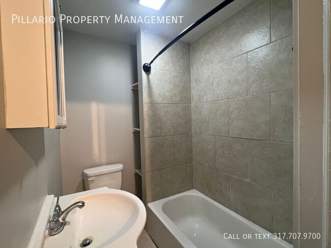 Building Photo - 4515 N College Ave