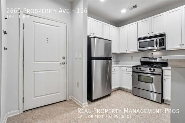 Building Photo - 2665 Prosperity Ave