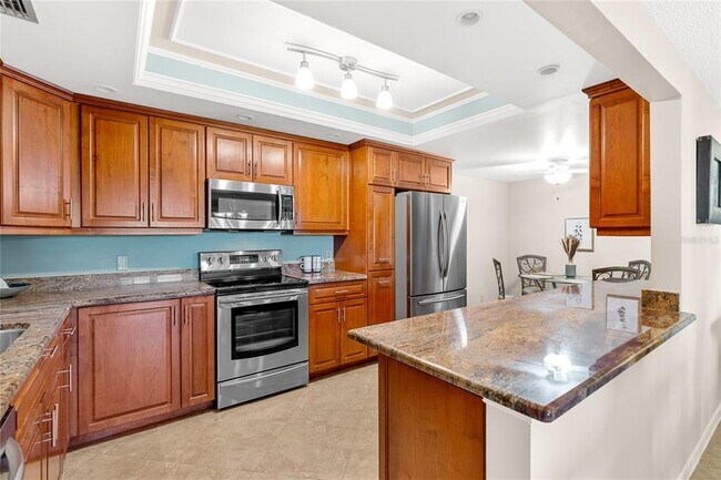 Building Photo - 150 Belleview Blvd