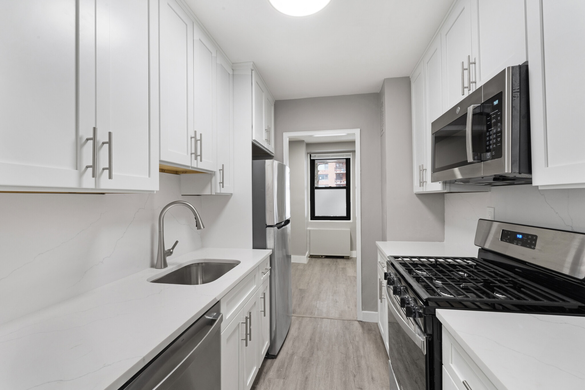 Building Photo - 201 Saint Pauls Ave