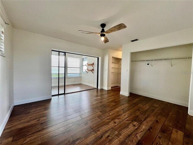 Building Photo - 3006 Country Lake Dr