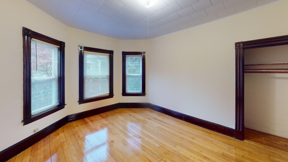 Building Photo - 245 Prospect St