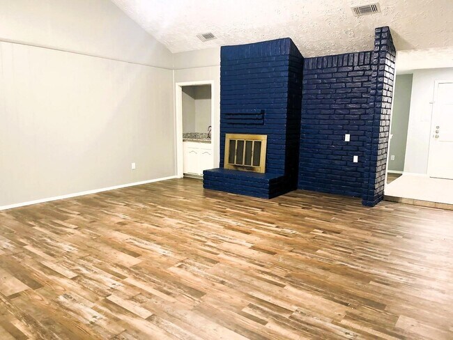 Building Photo - 12835 Pantano Drive