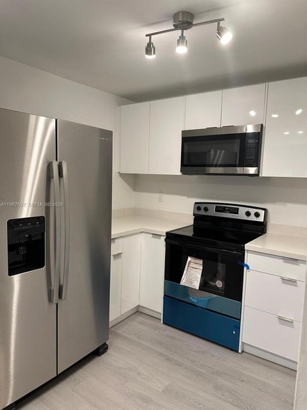 Building Photo - 210 SW 11th St