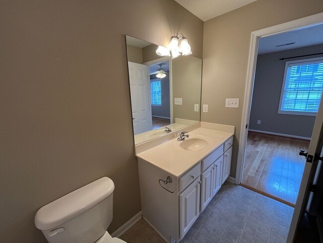 Building Photo - Townhouse at Wellington in Wyndhurst