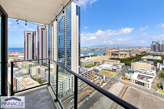 Building Photo - 615 Keawe St