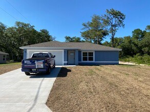 Building Photo - Custom Home - Desirable SW Ocala neighborhood 3/2/2 ** Wont Last**