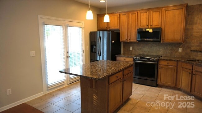 Building Photo - 12027 Stratfield Pl Cir