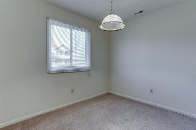 Building Photo - 88 Keran Manor Ct