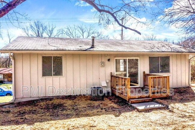 Building Photo - 3542 N 60 St