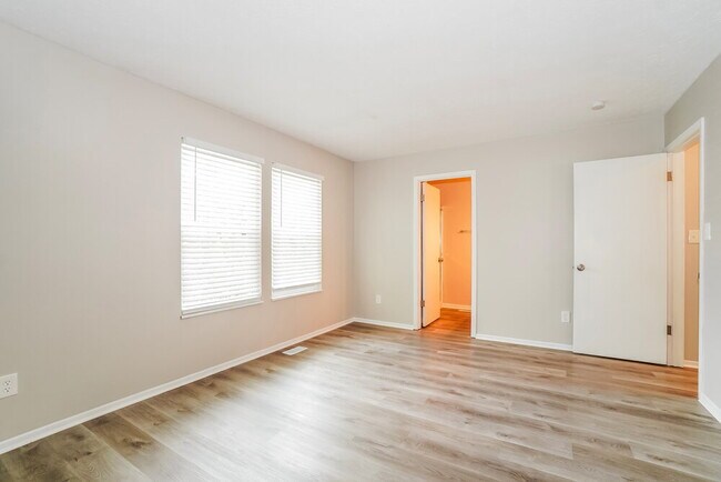 Building Photo - 450 Meadows Blvd