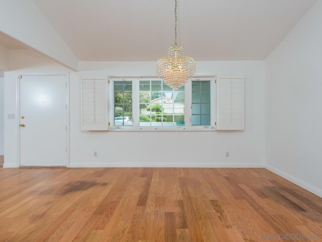 Building Photo - 8584 Cliffridge Ave