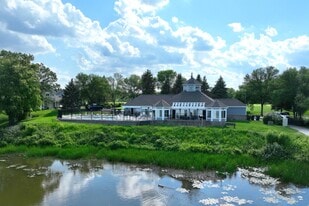 Building Photo - Hazeltine Shores