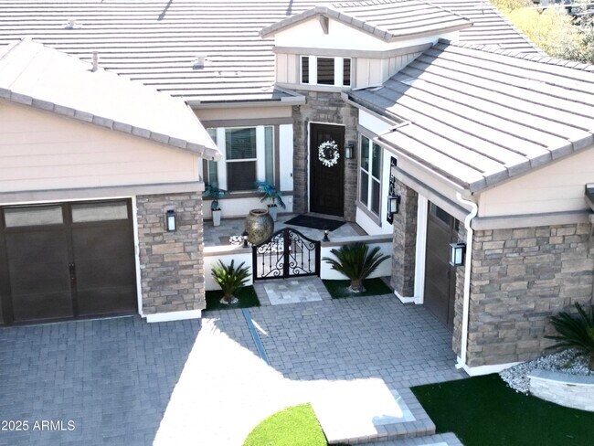 Building Photo - 2351 E Cherrywood Pl