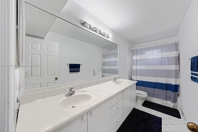 Building Photo - 4101 Forest Dr