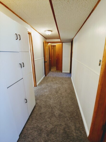 Building Photo - 1177 E 500 N